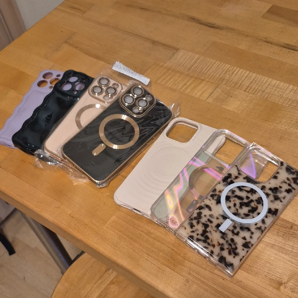 Bundle iPhone 15 Pro Max Luxury Magic Safe Magnetic Square Plating Frame Cases